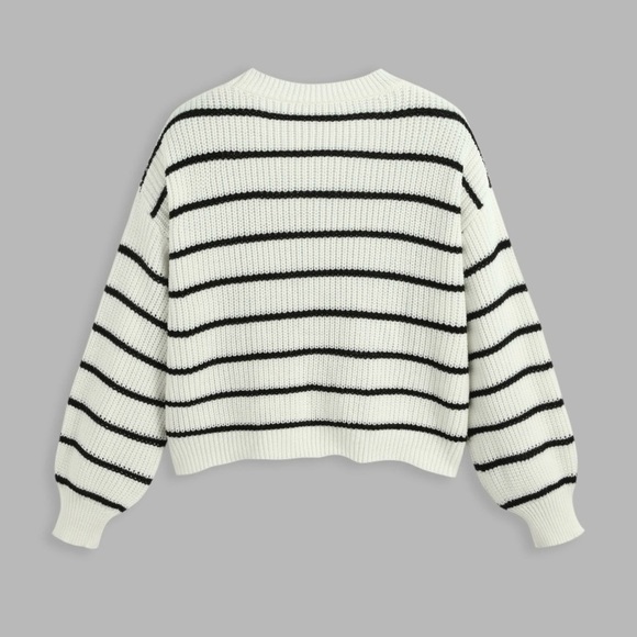 Cropped Striped Black and White Sweater - Picture 2 of 5